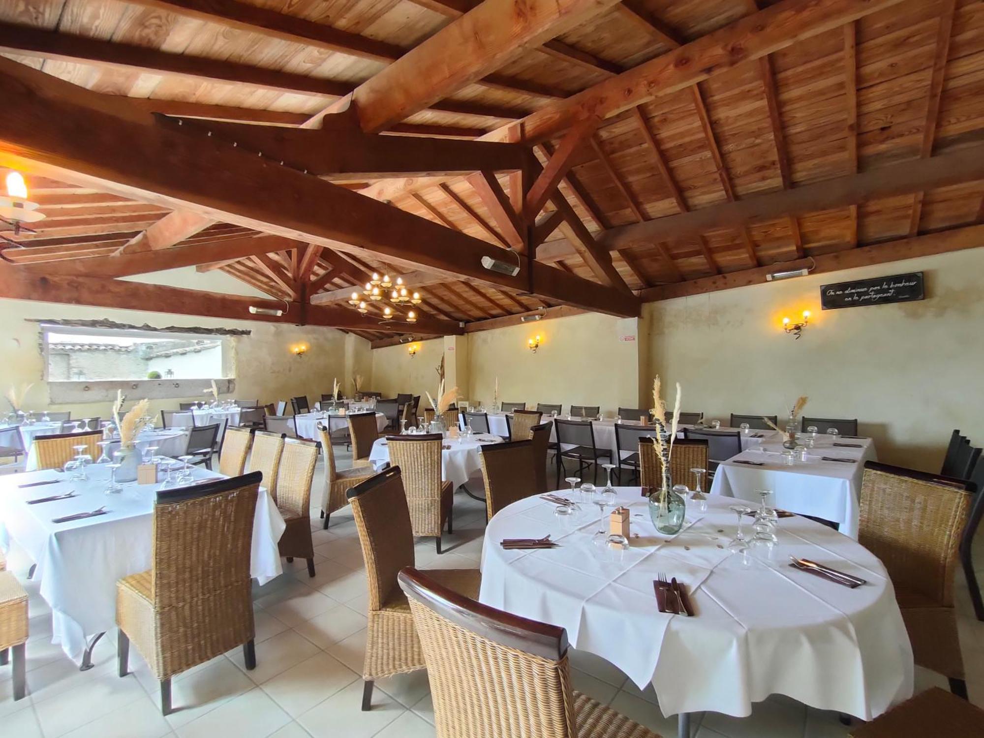 Hotel Restaurant L'Art Des Mets By Cote Jardin Conilhac-Corbières Exterior foto